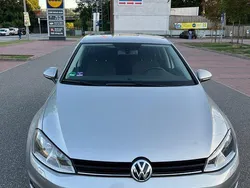 Grau Gebraucht 2014 VW Golf VII Comfortline Limousine | 11.000 € (Fairer Preis)