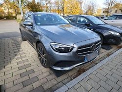 Grau Gebraucht 2022 Mercedes E300 Limousine | 32.980 € (Guter Preis)
