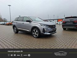 Silber Gebraucht 2023 Peugeot 5008 Allure Van / Kleinbus | 25.895 € (Guter Preis)