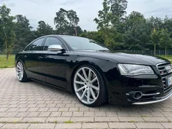 Schwarz Gebraucht 2012 Audi S8 Limousine | 28.999 €