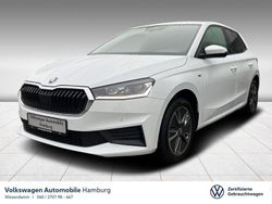 Moonweiß perleffekt/moonweis Gebraucht 2023 Skoda Fabia Tour Kleinwagen | 19.222 € (Fairer Preis)
