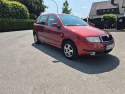 Orange Gebraucht 2003 Skoda Fabia Comfort Limousine | 1.799 € (Fairer Preis)
