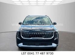 Schwarz Gebraucht 2024 Kia Carnival EX Van / Kleinbus | 48.105 €