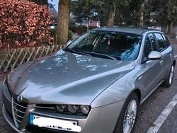 Grau Gebraucht 2009 Alfa Romeo 159 Turismo Kombi | 2.000 € (Fairer Preis)