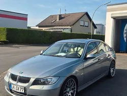Grau Gebraucht 2004 BMW 330 Performance Limousine | 11.000 €