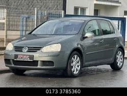 Grün Gebraucht 2005 VW Golf V Sportline Limousine | 3.890 € (Fairer Preis)