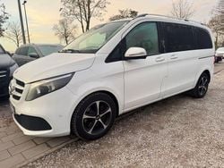 Weiß Gebraucht 2019 Mercedes V220 Edition Van / Kleinbus | 38.999 € (Superpreis)
