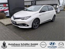 White pearl cs (070)/ black mi Gebraucht 2017 Toyota Auris Hybrid Style Limousine | 14.485 € (Fairer Preis)