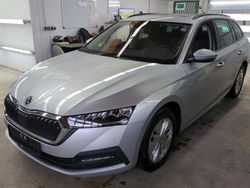 Silber Gebraucht 2021 Skoda Octavia Kombi | 15.351 € (Guter Preis)