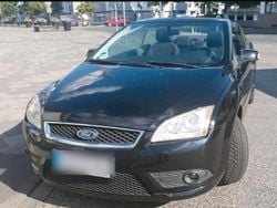 Schwarz Gebraucht 2007 Ford Focus Cabriolet Trend Cabrio | 2.200 € (Fairer Preis)