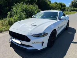 Weiß Gebraucht 2018 Ford Mustang GT Premium Coupé | 41.999 € (Etwas zu teuer)
