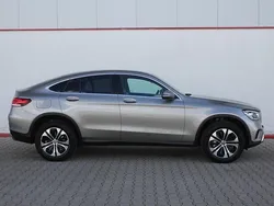 Mojavesilber metallic 859u (metallic) Gebraucht 2022 Mercedes GLC300 Coupé | 42.690 €