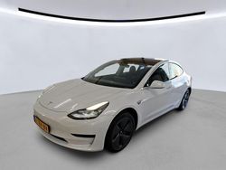 Weiß Gebraucht 2020 Tesla Model 3 Standard Range Limousine | 19.900 € (Guter Preis)