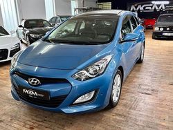 Blau Gebraucht 2013 Hyundai i30 Style Kombi | 9.339 € (Fairer Preis)