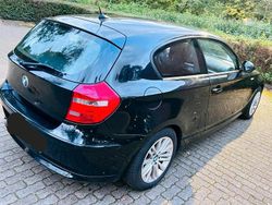 Schwarz Gebraucht 2010 BMW 116 Kleinwagen | 3.800 € (Fairer Preis)