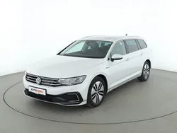 Weiß Gebraucht 2020 VW Passat GTE Kombi | 24.490 € (Fairer Preis)