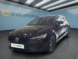Schwarz Gebraucht 2023 Volvo V60 Plus Kombi | 39.949 € (Guter Preis)