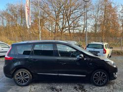 Schwarz Gebraucht 2013 Renault Grand Scénic III Bose Edition Van / Kleinbus | 6.490 € (Fairer Preis)