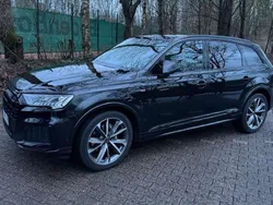 Mythosschwarz metallic Gebraucht 2023 Audi Q7 S-Line SUV | 64.500 € (Teuer)