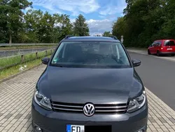 Grau Gebraucht 2014 VW Touran Comfortline Van / Kleinbus | 8.700 € (Guter Preis)