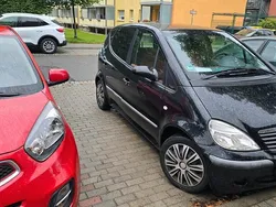 Schwarz Gebraucht 2001 Mercedes A160 Kleinwagen | 800 € (Fairer Preis)