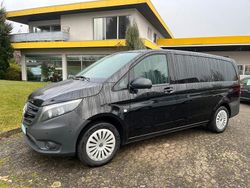 Schwarz Gebraucht 2024 Mercedes Vito Kombi | 44.990 €