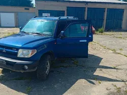 Blau Gebraucht 2005 Mitsubishi Pajero SUV | 3.500 €