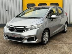 Silber Gebraucht 2018 Honda Jazz Comfort Kleinwagen | 12.900 € (Fairer Preis)
