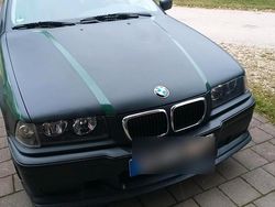 Schwarz Gebraucht 1997 BMW 316 Limousine | 2.700 €