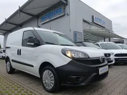 Weiß Gebraucht 2018 Fiat Doblò Van / Kleinbus | 9.900 € (Etwas zu teuer)