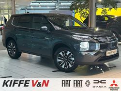 Grau Neu 2025 Mitsubishi Outlander P-HEV Plus SUV | 45.830 € (Superpreis)