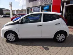 Pianosaweiß Gebraucht 2017 Toyota Aygo Business Edition Kleinwagen | 6.290 € (Guter Preis)