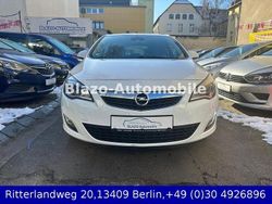 Weiß Gebraucht 2012 Opel Astra Sport Limousine | 9.190 € (Etwas zu teuer)