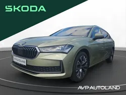 Ice tea gelb (metallic) Gebraucht 2024 Skoda Superb Kombi | 41.750 € (Teuer)