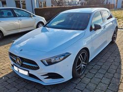 Weiß Gebraucht 2022 Mercedes A200 AMG Limousine | 25.900 € (Guter Preis)