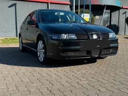 Schwarz Gebraucht 2005 Seat Leon Reference Limousine | 2.200 € (Fairer Preis)