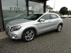 Silber Gebraucht 2017 Mercedes GLA200 Urban SUV | 20.480 € (Fairer Preis)