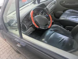 Schwarz Gebraucht 2002 Renault Mégane II Kleinwagen | 1.800 € (Fairer Preis)