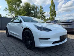Weiß Gebraucht 2023 Tesla Model 3 Performance Limousine | 33.950 € (Guter Preis)