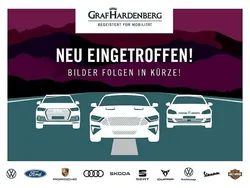 Blackmagic perleffekt Gebraucht 2022 Skoda Octavia Kombi | 19.560 € (Etwas zu teuer)
