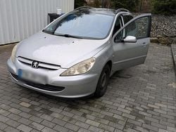 Silber Gebraucht 2003 Peugeot 307 Kombi | 850 € (Guter Preis)
