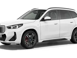 Weiß Neu 2025 BMW iX1 Luxury Line SUV | 69.920 €