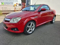 Rot Gebraucht 2006 Opel Tigra Enjoy Cabrio | 2.480 € (Fairer Preis)