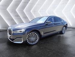 Grau Gebraucht 2021 BMW 730 Limousine | 49.800 € (Fairer Preis)