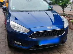 Blau Gebraucht 2014 Ford Focus Business Edition Kombi | 6.000 € (Fairer Preis)