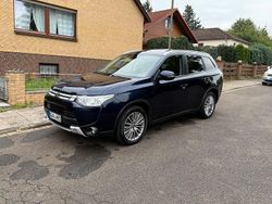 Blau Gebraucht 2014 Mitsubishi Outlander SUV | 9.200 €