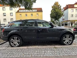 Schwarz Gebraucht 2007 Audi Q7 Ambiente SUV | 12.000 € (Fairer Preis)