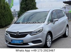Silber Gebraucht 2017 Opel Zafira Edition Van / Kleinbus | 8.999 € (Guter Preis)