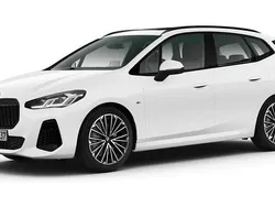 Weiß Gebraucht 2024 BMW 223 Active Tourer Luxury Line Van / Kleinbus | 42.852 € (Teuer)