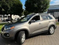 Grau Gebraucht 2010 Kia Sorento Attract SUV | 9.900 € (Guter Preis)